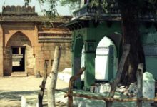 A conceptual image highlighting the Dhar Bhojshala Case, showing the Indore High Court building and an ASI survey team examining ancient structures at the Dhar Bhojshala complex.