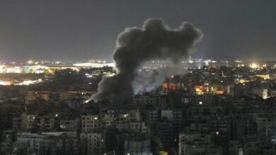 A conceptual image showing the Bab-el-Mandeb strait map and a crude oil tanker, highlighting the Iran war updates and the threat to global trade routes.
