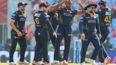 शुभमन गिल और जोस बटलर का जश्न मनाते हुए प्रतीकात्मक चित्र