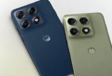 मोटोरोला एज 70 प्रो स्मार्टफोन का आकर्षक डिजाइन और बैकग्राउंड में फ्लिपकार्ट का टीजर पोस्टर