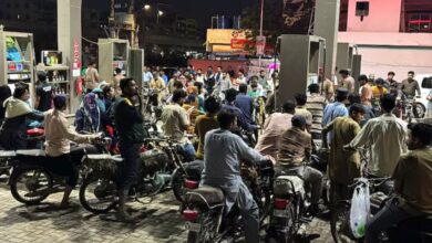 Pakistan Fuel Crisis, petrol price in Pakistan today, Pakistan diesel price hike, Middle East war impact, Pakistan economic crisis Hindi, international news today, Ali Pervaiz Malik, global oil prices