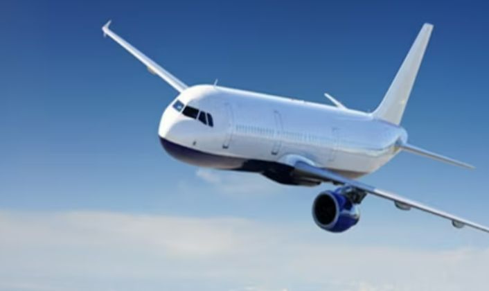 Raipur to Mumbai Flight