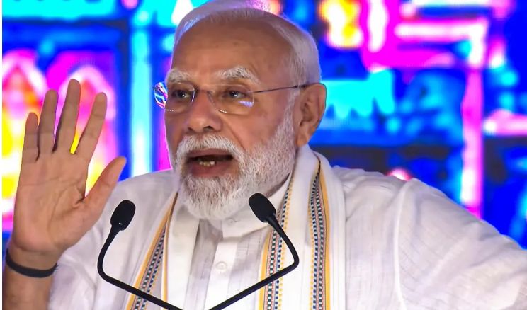 PM Modi in Vadodara